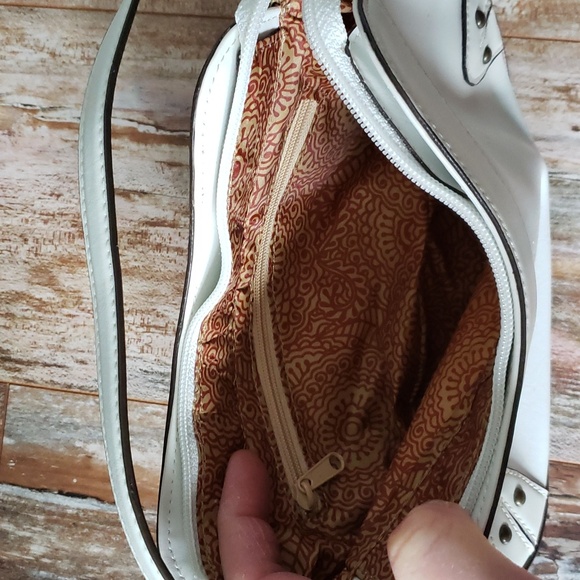 Guess Handbag - Picture 3 of 4